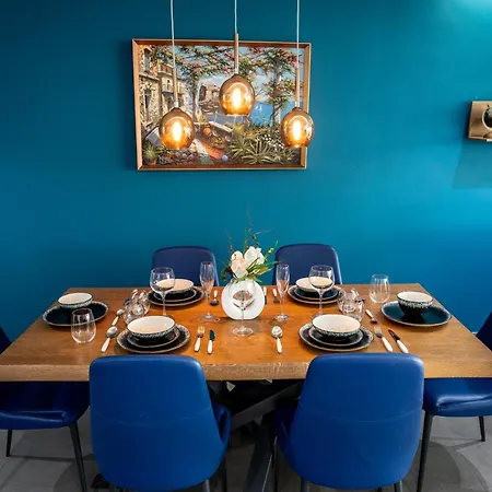 Marina Harbour, Luxury Terraced Seaview Apartment, Msida, Pieta, Malta アパート *