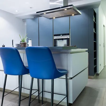 Daire Marina Harbour, Luxury Terraced Seaview Apartment, Msida, Pieta, Malta *